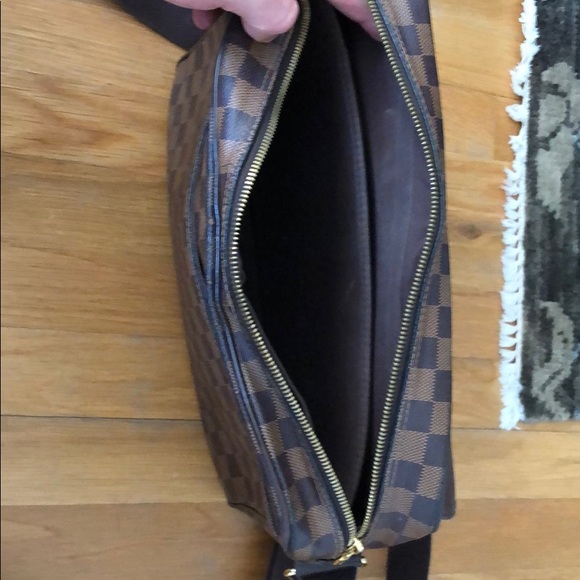 Louis Vuitton messenger bag - Picture 5 of 5